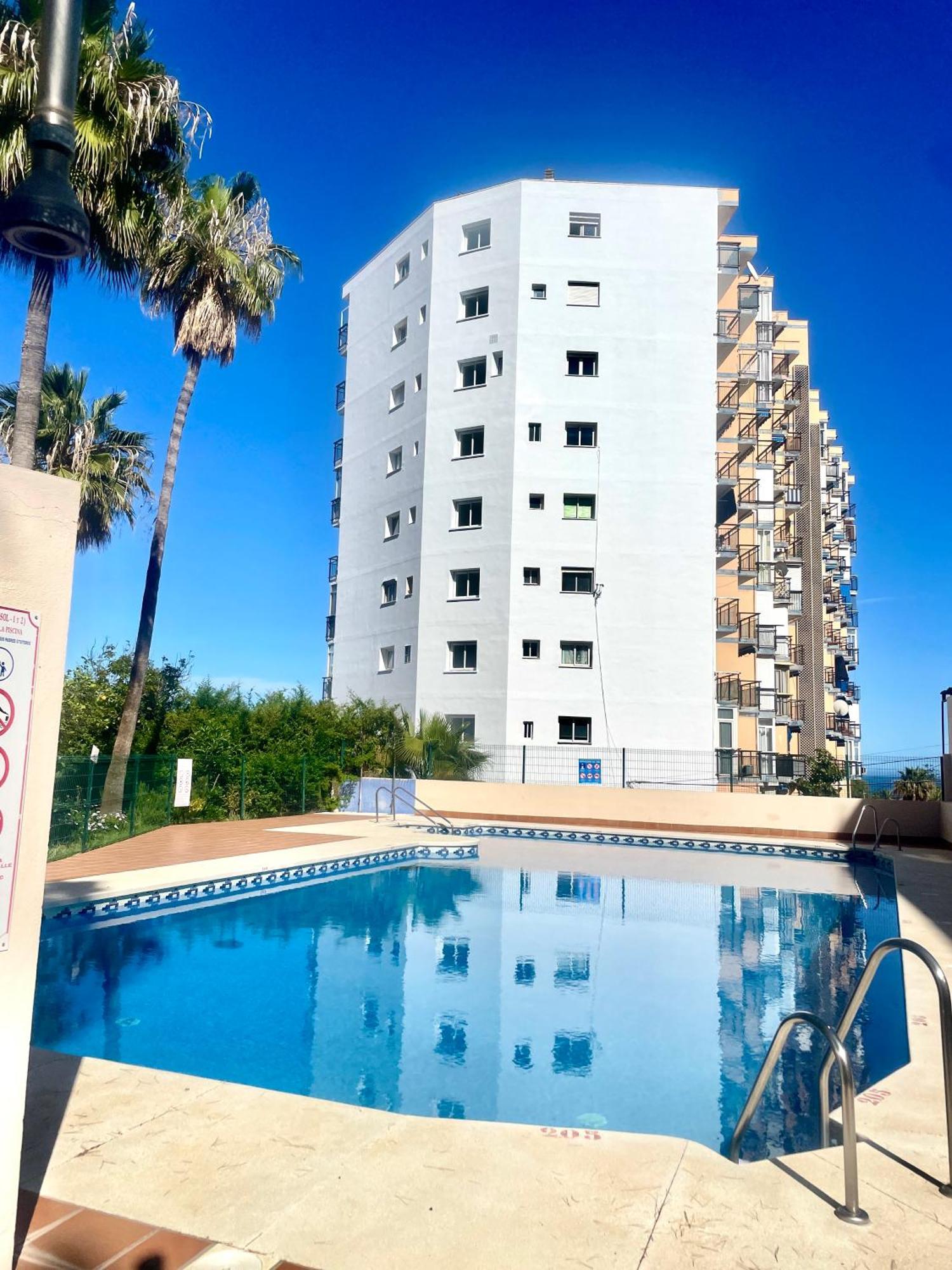 Estudio Nuevo Y Con Piscina Benalmádena Eksteriør billede